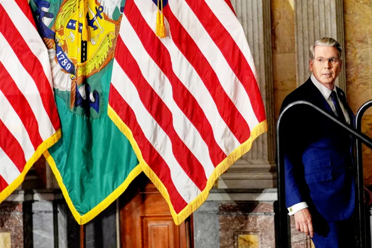 Trump’s ‘economic D-Day’ threats become warnings for countries to sever financial ties with Iran